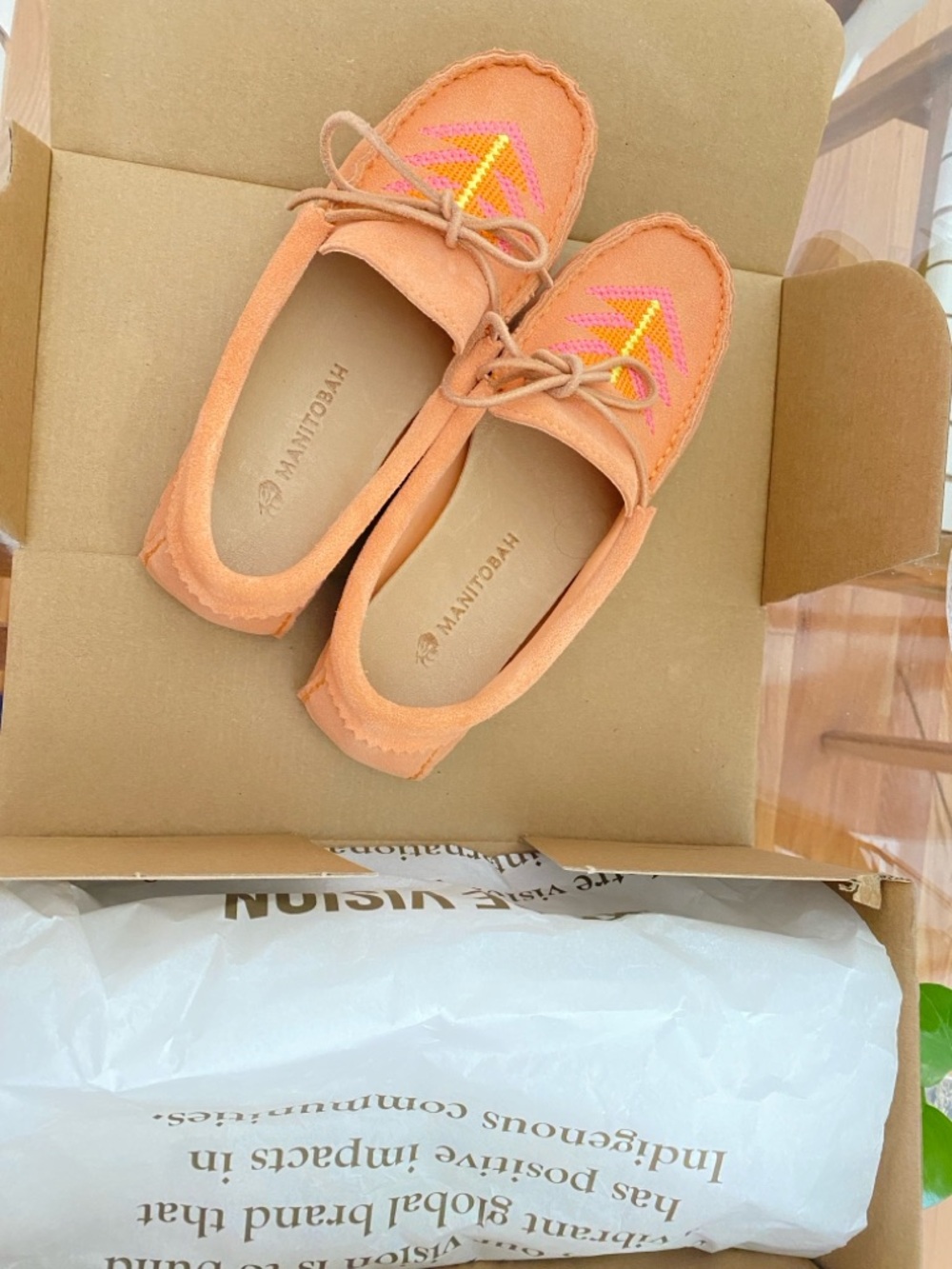 Manitobah Women's Moccasin in Peach with Embroidered Accent